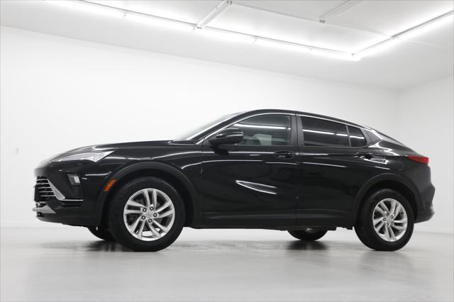 2024 Buick NV Preferred FWD