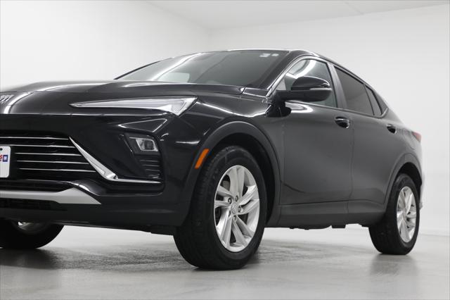 2024 Buick NV Preferred FWD