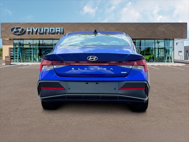 2025 Hyundai Elantra Hybrid Limited