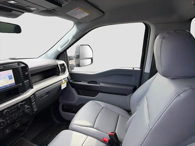 2025 Ford 600 XL