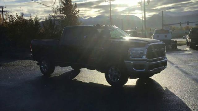 2022 RAM 2500 Big Horn Crew Cab 4x4 64 Box
