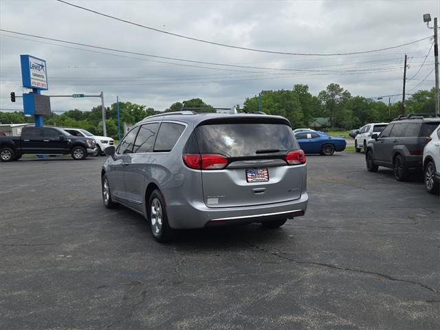 2019 Chrysler Pacifica Hybrid Touring L