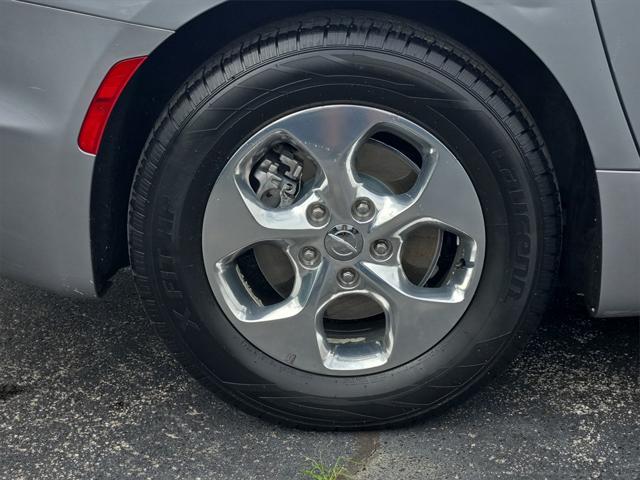 2019 Chrysler Pacifica Hybrid Touring L