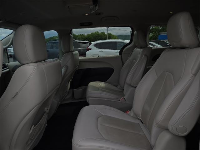 2019 Chrysler Pacifica Hybrid Touring L