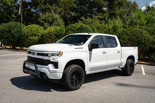 2022 Chevrolet Silverado 1500 4WD Crew Cab Short Bed RST