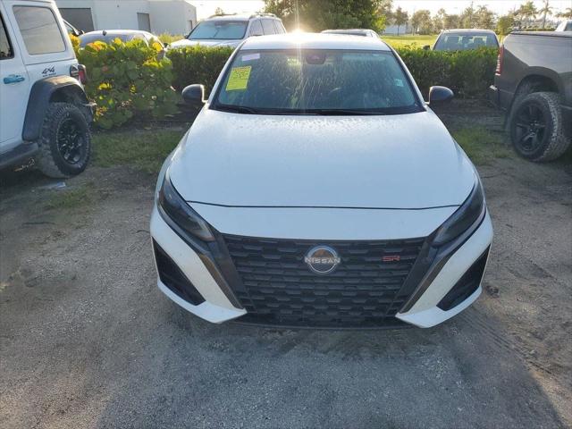 2023 Nissan Altima SR FWD