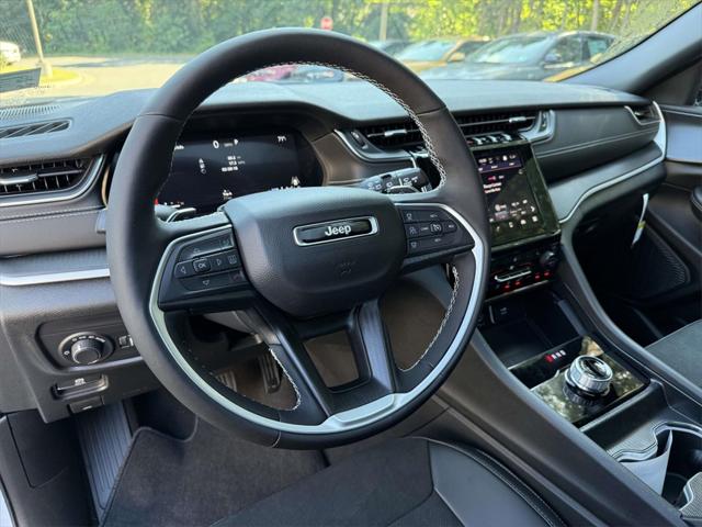 2025 Jeep Grand Cherokee GRAND CHEROKEE L ALTITUDE X 4X4