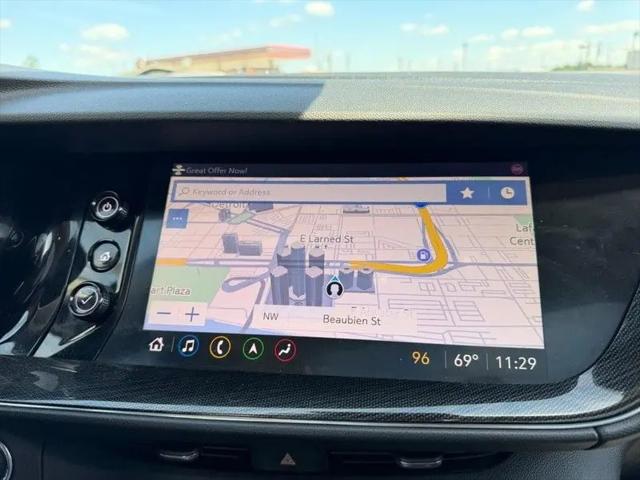 2022 Buick Envision FWD Essence