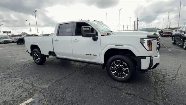 2024 GMC Sierra 2500HD 4WD Crew Cab Long Bed AT4