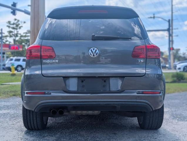 2016 Volkswagen Tiguan R-Line