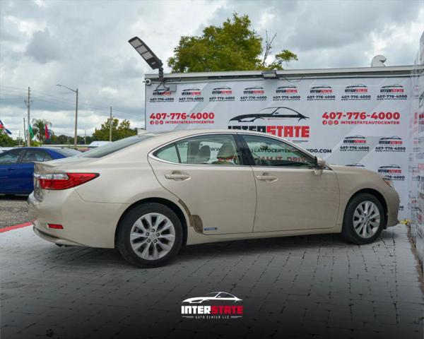 2015 Lexus ES 300h 300h