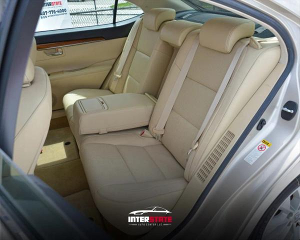 2015 Lexus ES 300h 300h