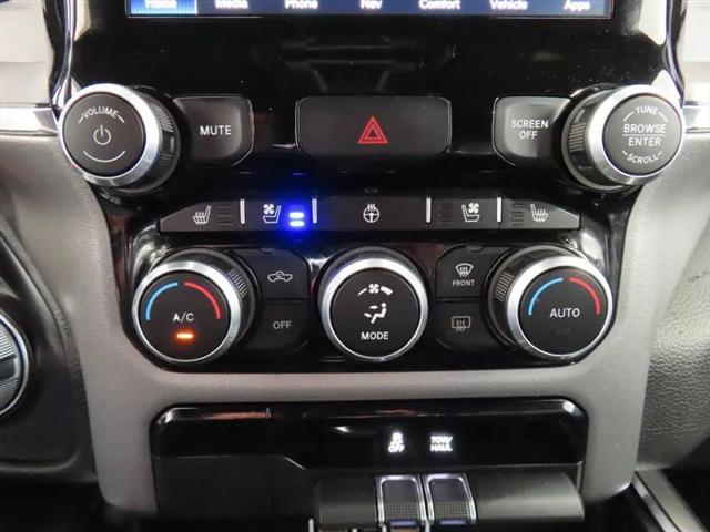 2024 Ram 1500 Laramie Crew Cab 4x2 5'7" Box