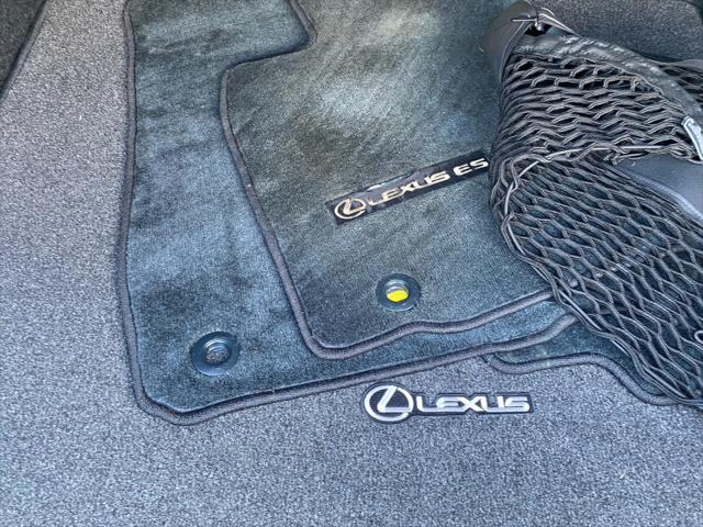 2017 Lexus ES 350 Unknown