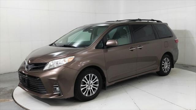 2020 Toyota Sienna XLE for sale in El Paso, TX