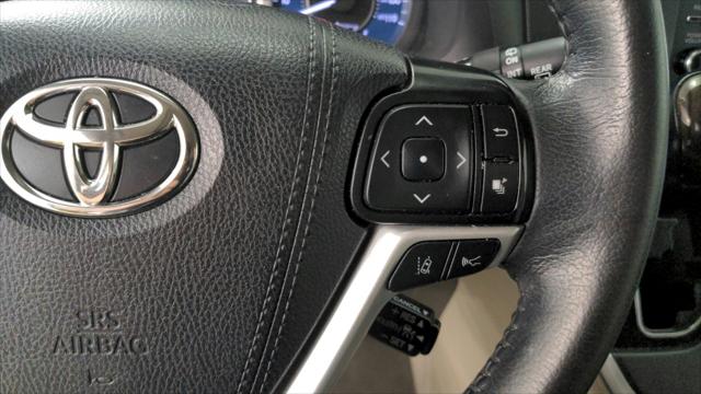 2020 Toyota Sienna XLE