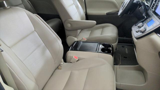 2020 Toyota Sienna XLE