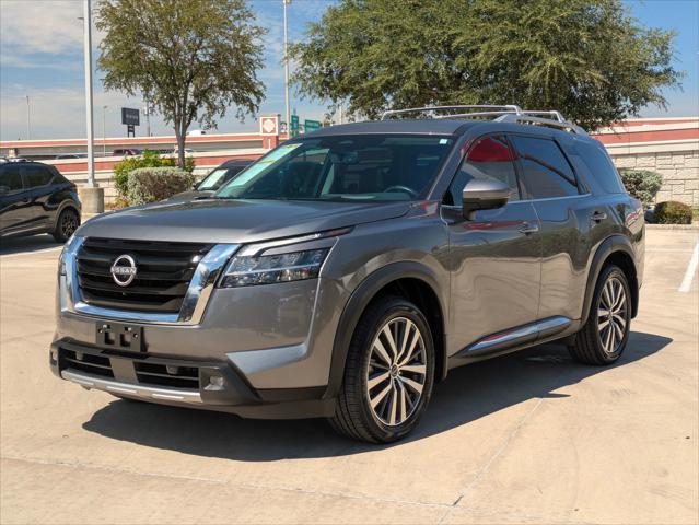2022 Nissan Pathfinder Platinum 2WD