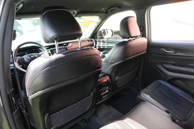 2024 Jeep Grand Cherokee L Altitude 4x4