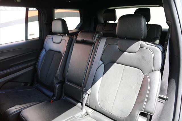 2024 Jeep Grand Cherokee L Altitude 4x4
