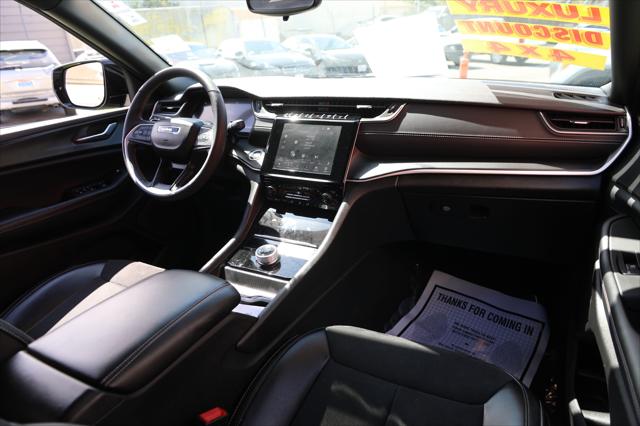 2024 Jeep Grand Cherokee L Altitude 4x4