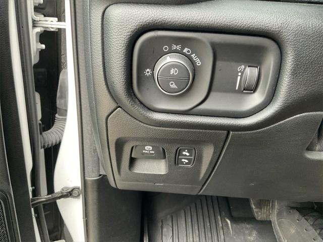 2021 Ram 1500 Big Horn Crew Cab 4x4 5'7" Box