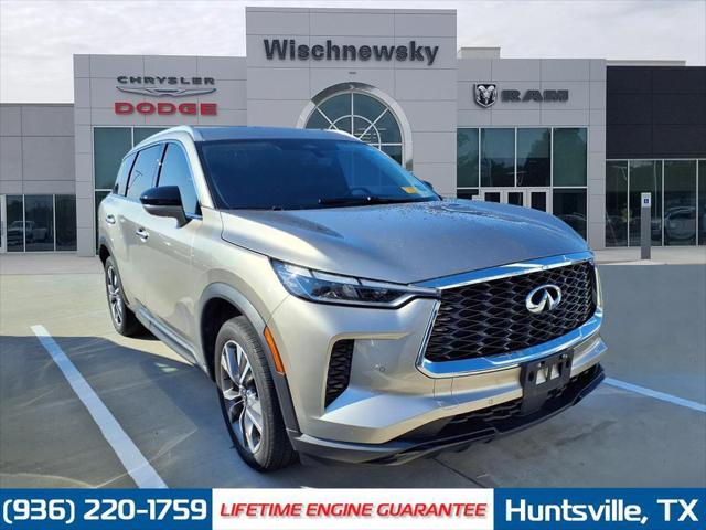 2023 INFINITI QX60 LUXE