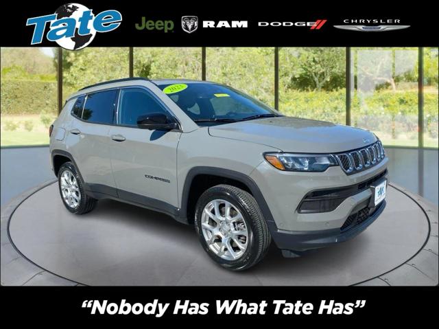 2023 Jeep Compass Latitude Lux FWD 2023 Jeep Compass Latitude Lux FWD