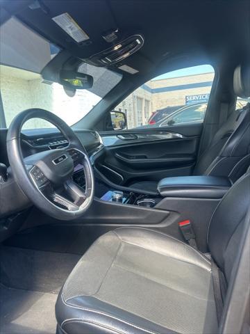 2022 Jeep Grand Cherokee L Altitude 4x4