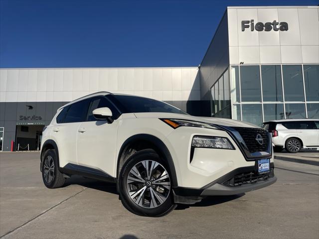 2022 Nissan Rogue SV FWD