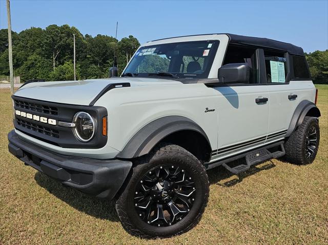 2022 Ford Bronco 