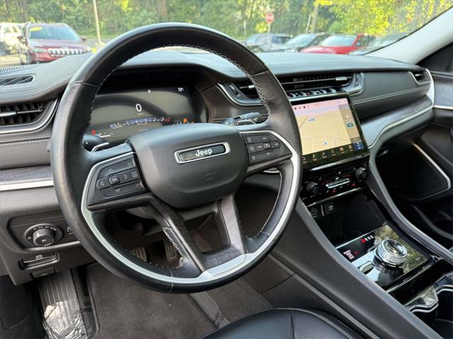 2022 Jeep Grand Cherokee L Limited 4x4 2022 Jeep Grand Cherokee L Limited 4x4
