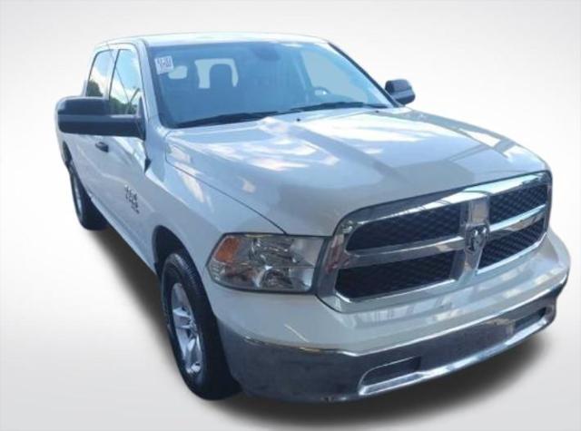 2023 RAM 1500 Classic SLT Crew Cab 4x4 57 Box