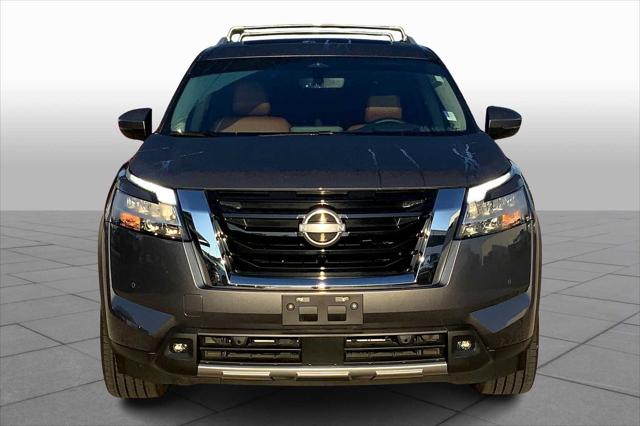 2023 Nissan Pathfinder Platinum 4WD