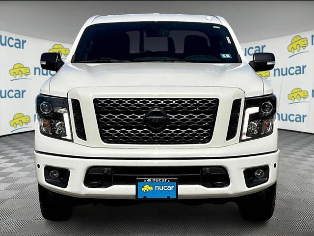2019 Nissan TITAN SL