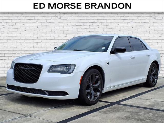 2021 Chrysler 300 Touring