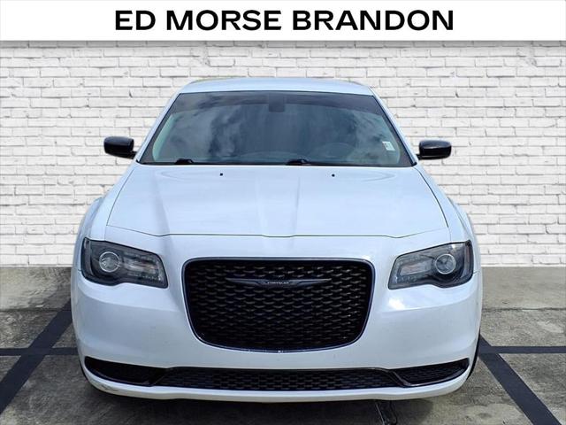2021 Chrysler 300 Touring