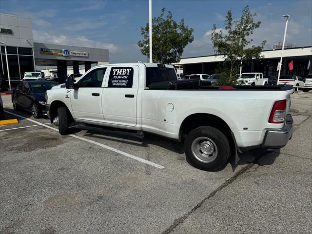 2024 RAM 3500 Tradesman Crew Cab 4x4 8 Box