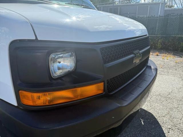 2016 Chevrolet Express Work Van