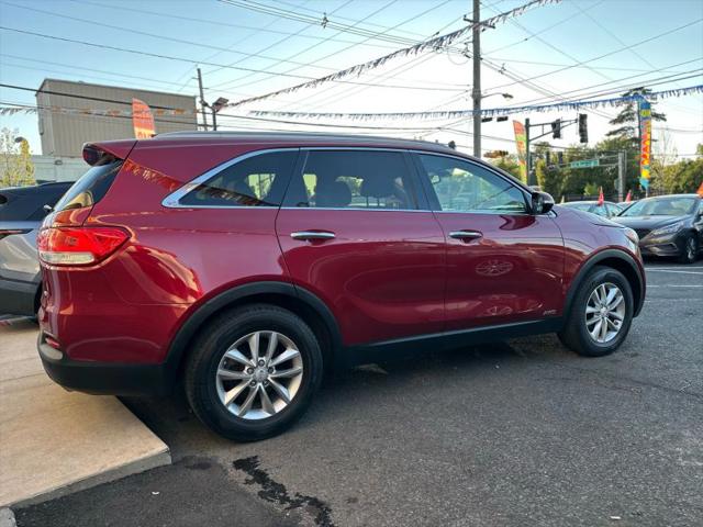 2016 Kia Sorento 2.4L LX