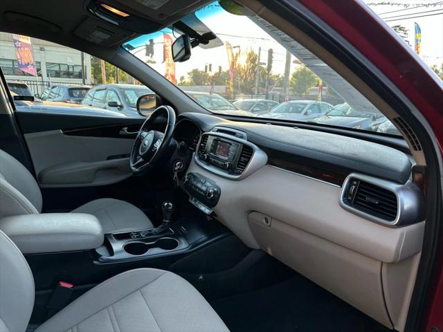 2016 Kia Sorento 2.4L LX