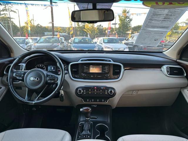 2016 Kia Sorento 2.4L LX