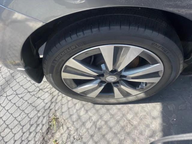 2015 Nissan LEAF SL