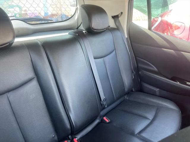 2015 Nissan LEAF SL