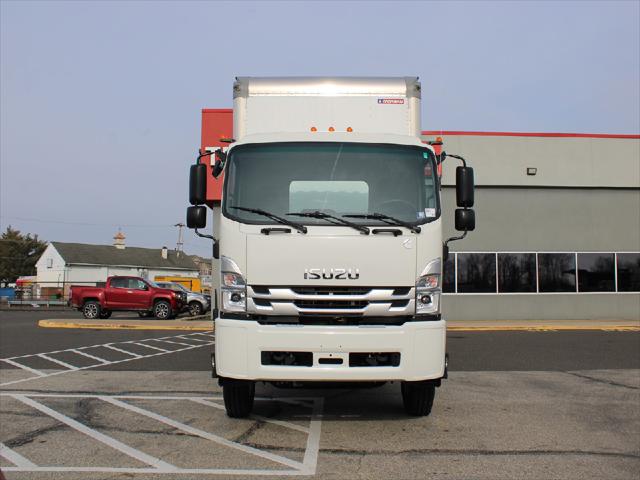 2025 Isuzu FTR Unknown