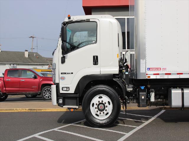 2025 Isuzu FTR Unknown