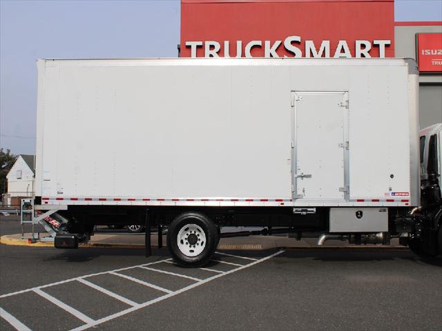 2025 Isuzu FTR Unknown
