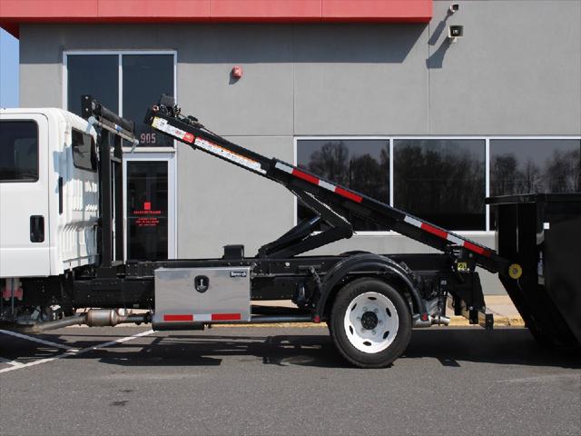 2025 Isuzu NRR Unknown