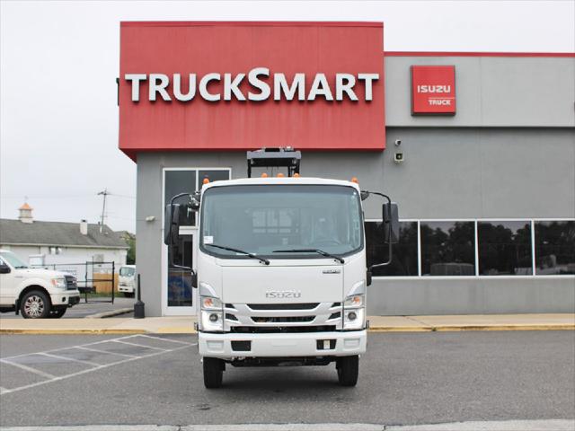 2025 Isuzu NRR Unknown