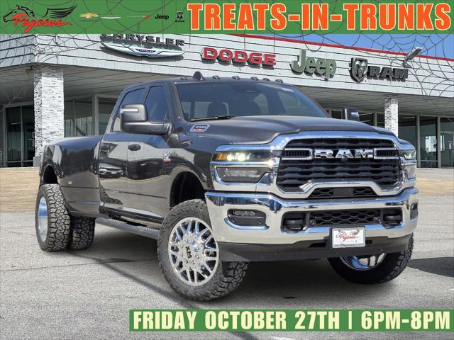 2025 RAM Ram 3500 RAM 3500 TRADESMAN CREW CAB 4X4 8 BOX